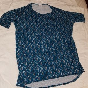 LulaRoe Top Size M Green with Pattern